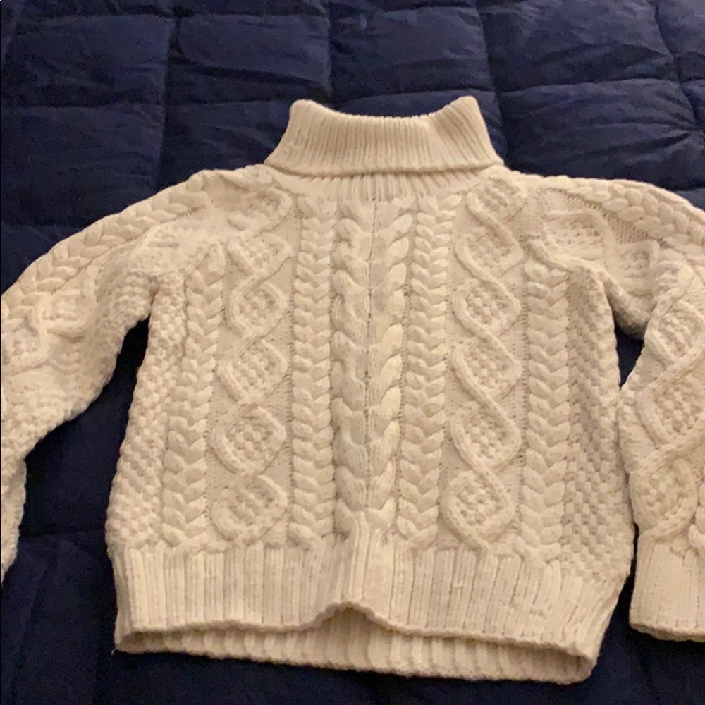 Adorable little girls sweater